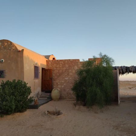 Grand Sud, La Maison De Sable Douz Buitenkant foto