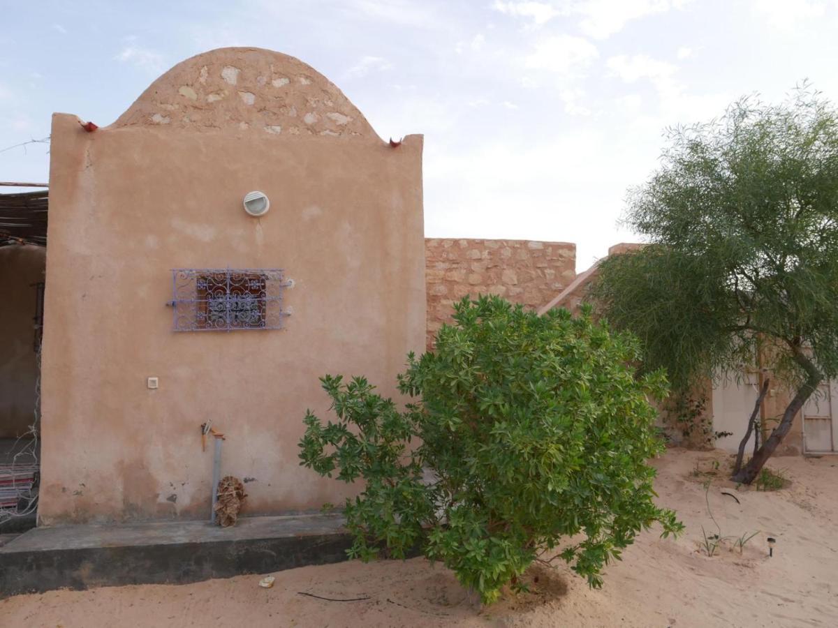 Grand Sud, La Maison De Sable Douz Buitenkant foto