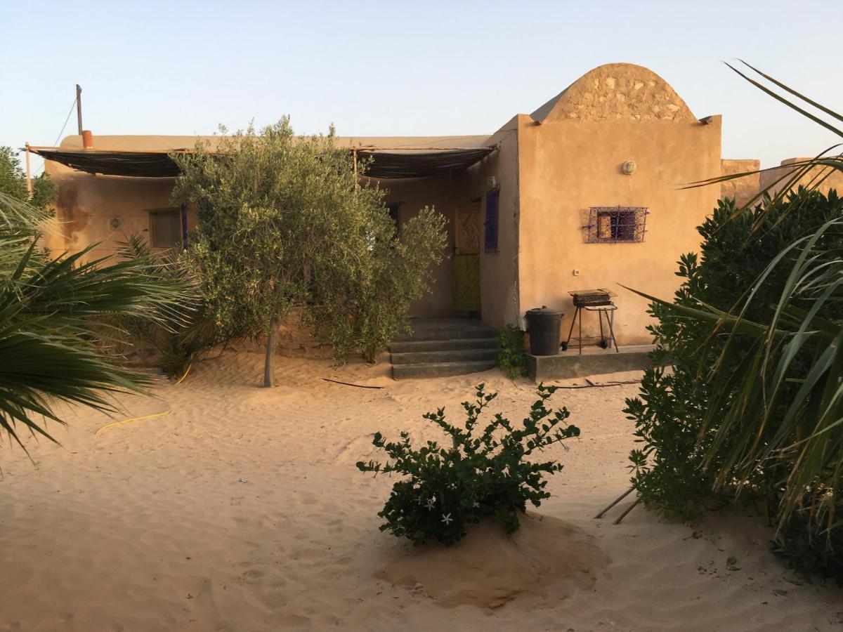 Grand Sud, La Maison De Sable Douz Buitenkant foto